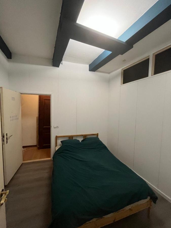 Iru, Not For Parties, Not A Hotel, Room With No Kitchen 암스테르담 외부 사진